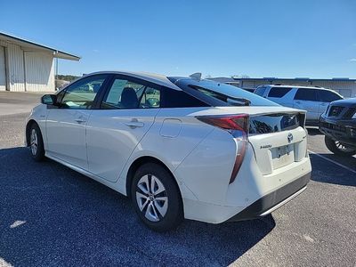 2018 Toyota Prius - Photo 4