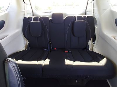 2023 Chrysler Voyager - Photo 17