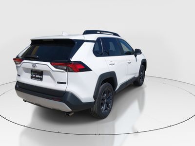 2024 Toyota RAV4 - Photo 7