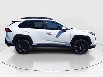 2024 Toyota RAV4 - Photo 8