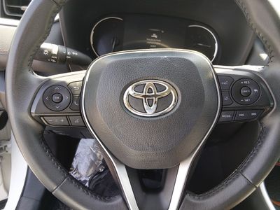 2024 Toyota RAV4 - Photo 12