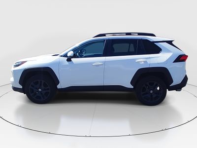2024 Toyota RAV4 - Photo 4