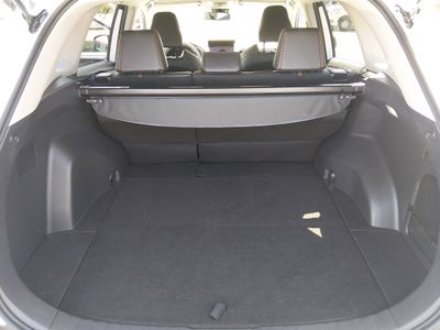 2024 Toyota RAV4 - Photo 11