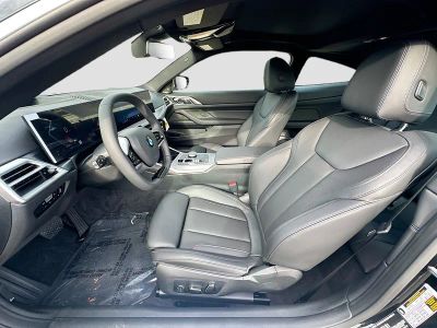 2026 BMW 4 Series — photo 16 view