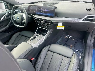 2026 BMW 4 Series — photo 24 view