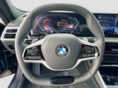 2026 BMW 4 Series — photo 8 view