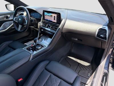 2023 BMW M8 — photo 14 view