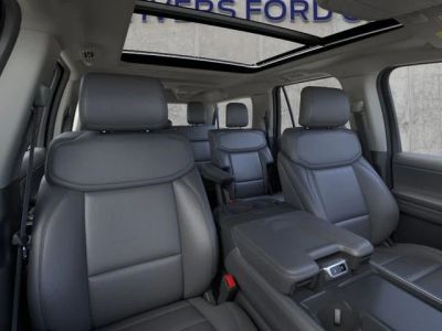 2026 Ford Expedition - Photo 10