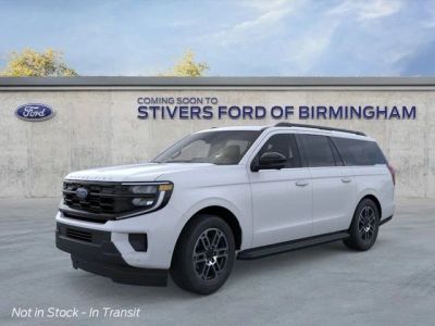 2026 Ford Expedition - Photo 2