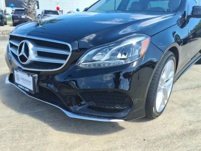 2014 Mercedes-Benz E-Class — side profile view