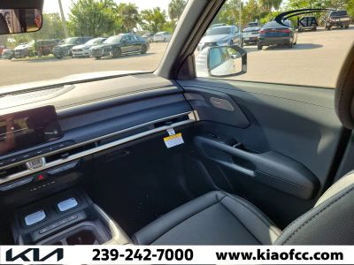 2027 Kia Telluride — photo 17 view