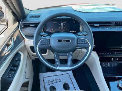 2026 Jeep Grand Cherokee — photo 19 view