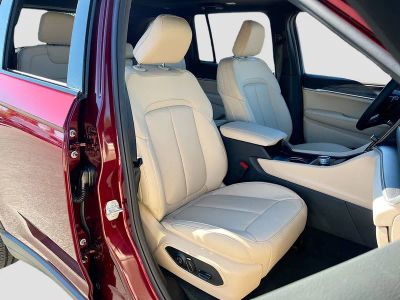 2026 Jeep Grand Cherokee — photo 25 view