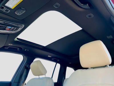 2026 Jeep Grand Cherokee — photo 18 view