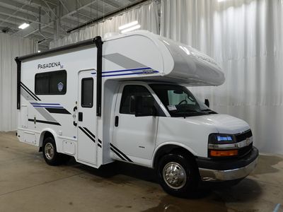 2026 Thor Motor Coach Pasadena SE - Photo 1