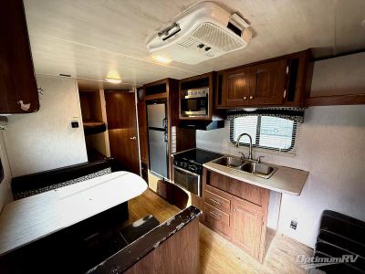 2019 Heartland Prowler Lynx — interior view