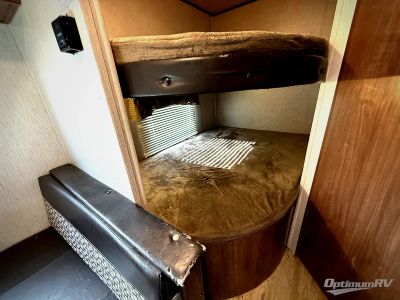 2019 Heartland Prowler Lynx — photo 15 view