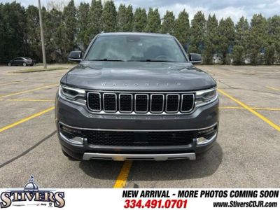 2024 Jeep Wagoneer - Photo 2