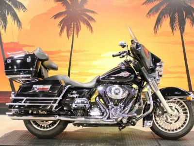 2012 Harley-Davidson® FLHTC - Electra Glide® Classic — front three-quarter view