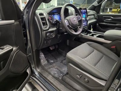 2026 Ram 1500 — photo 19 view