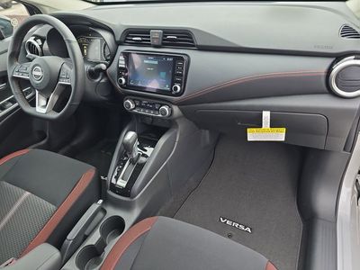 2025 Nissan Versa - Photo 13