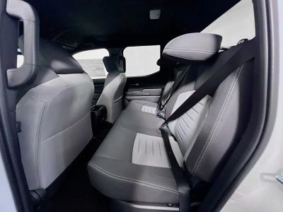 2025 Toyota Tacoma — photo 25 view