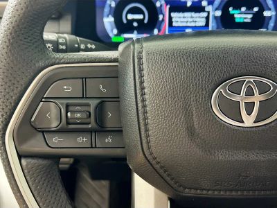 2025 Toyota Tacoma — photo 16 view