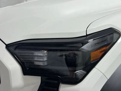 2025 Toyota Tacoma — photo 9 view
