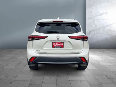 2021 Toyota Highlander - Photo 5