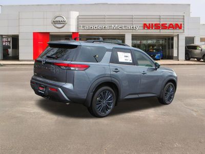 2026 Nissan Pathfinder - Photo 3