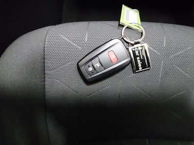 2023 Toyota RAV4 - Photo 15