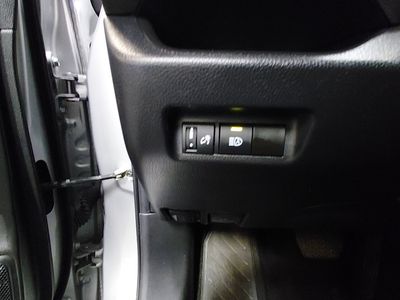 2023 Toyota RAV4 - Photo 13