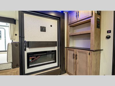 2025 Forest River RV Cherokee Grey Wolf - Photo 25