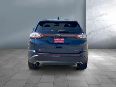 2017 Ford Edge — detail view
