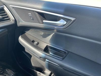 2017 Ford Edge — photo 21 view