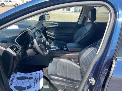 2017 Ford Edge — photo 9 view