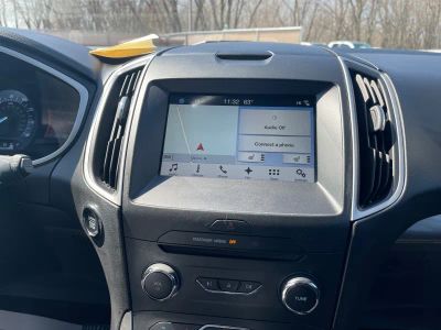 2017 Ford Edge — photo 11 view
