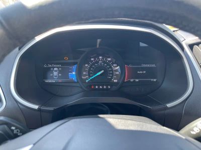 2017 Ford Edge — photo 10 view