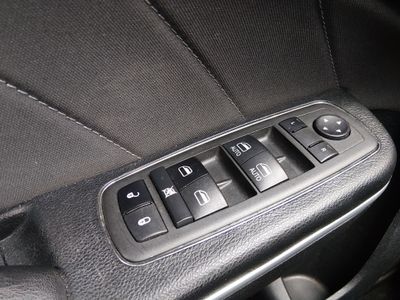 2022 Dodge Charger - Photo 17
