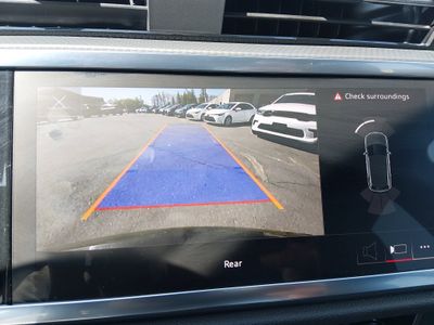 2025 Audi Q3 — photo 16 view