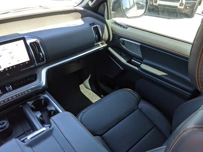2026 Ford Expedition — photo 15 view
