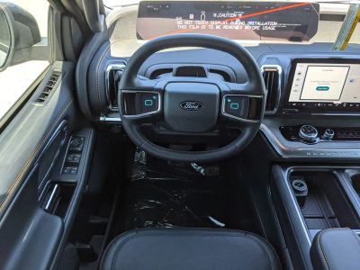 2026 Ford Expedition — photo 13 view