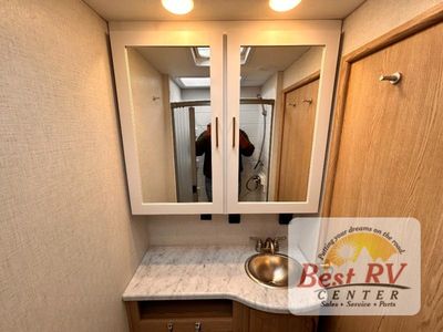 2026 Thor Motor Coach Four Winds - Photo 64