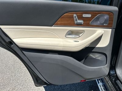 2020 Mercedes-Benz GLS - Photo 32