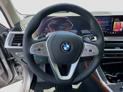 2026 BMW X7 — photo 8 view