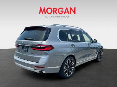 2026 BMW X7 — engine compartment view