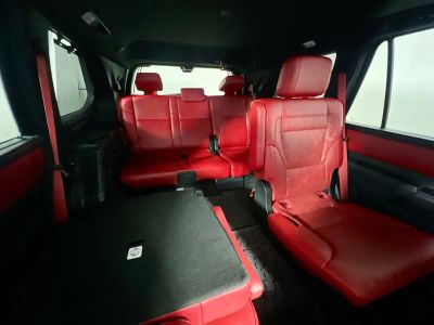 2025 Toyota Sequoia — photo 29 view