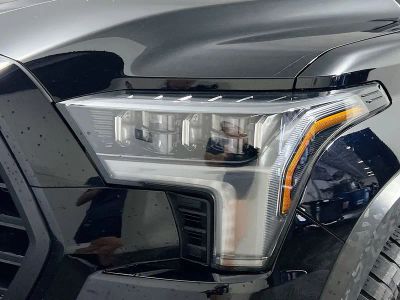 2025 Toyota Sequoia — photo 9 view