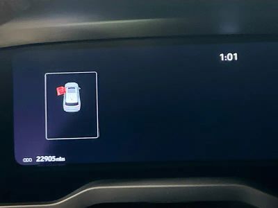 2025 Toyota Sequoia — photo 19 view