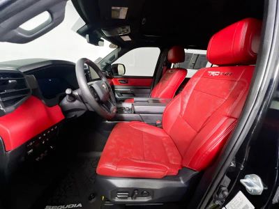 2025 Toyota Sequoia — photo 12 view